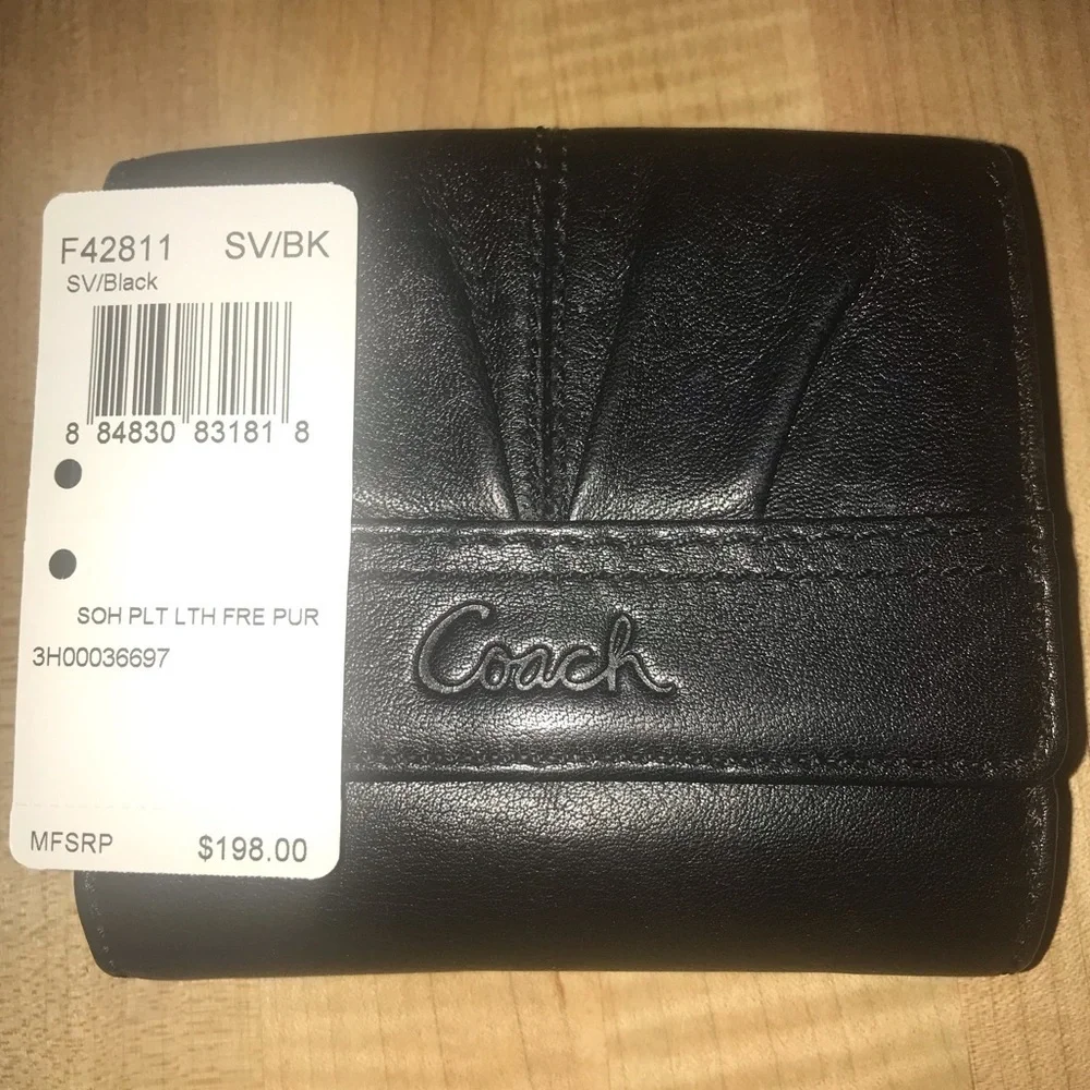 Coach Pleated Leather Black Wallet Snap Front Back - Picture 3 of 12